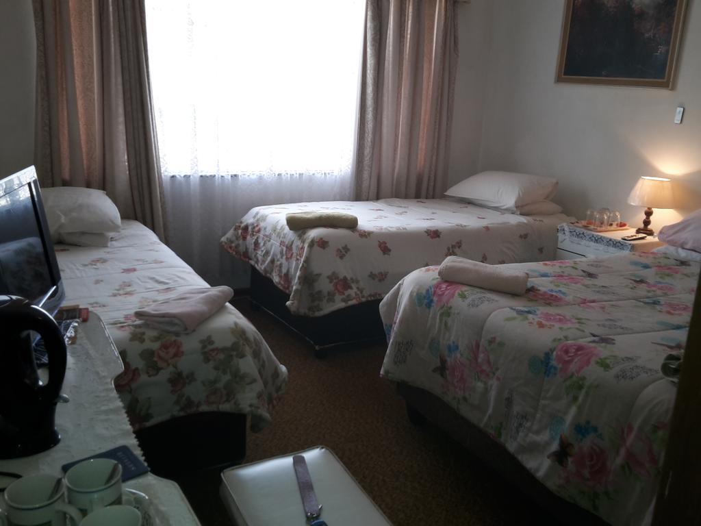 Heila'S In House Family Room-Homestay! 블룸폰테인 외부 사진